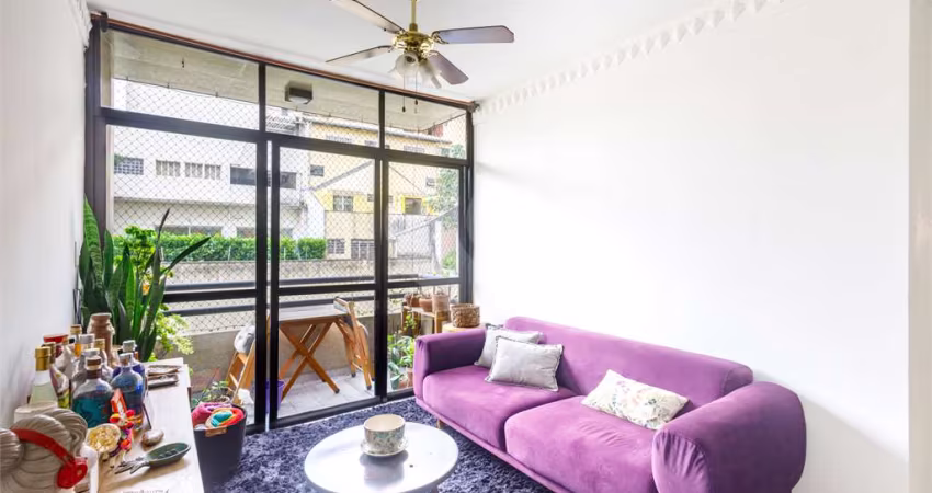 Apartamento de 3 dormitórios, varanda, lazer, 2 vagas na Pompéia -  Vila Anglo