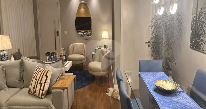 Apartamento com 115 m2 - 3 dorms(1 suíte) e 2 vagas