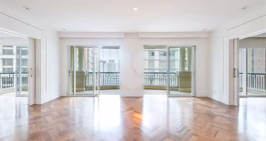 Apartamento com 3 quartos à venda na Rua Guarará, --, Jardim Paulista, São Paulo