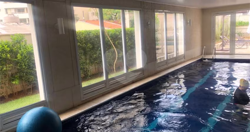 Vila Mariana- Apartamento com 2 suítes- 2 vagas.