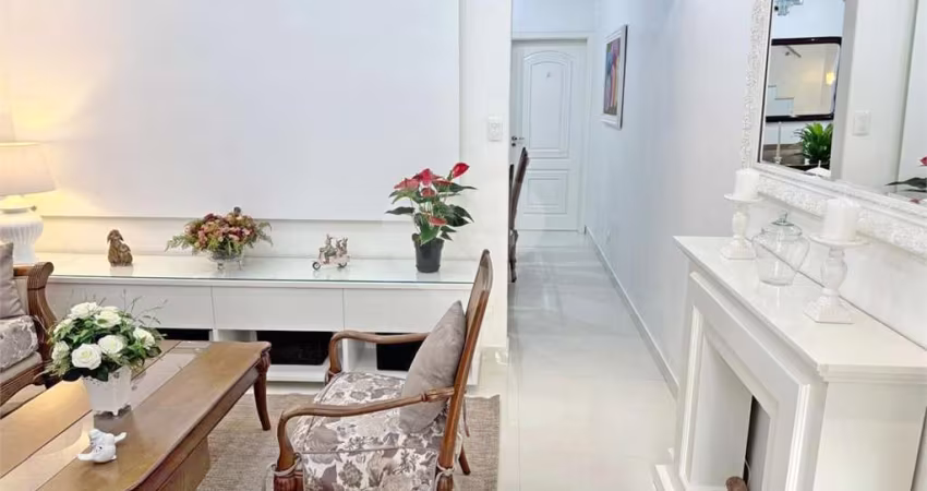Sobrado de 160m² na Vila Mariana, 4 quartos, com 3 suítes, 2 vagas e quintal gourmet.