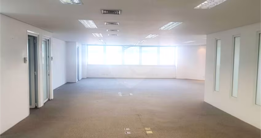 Excelente Conjunto Comercial – 204m² | Vão Livre | Localização Privilegiada no Brooklin