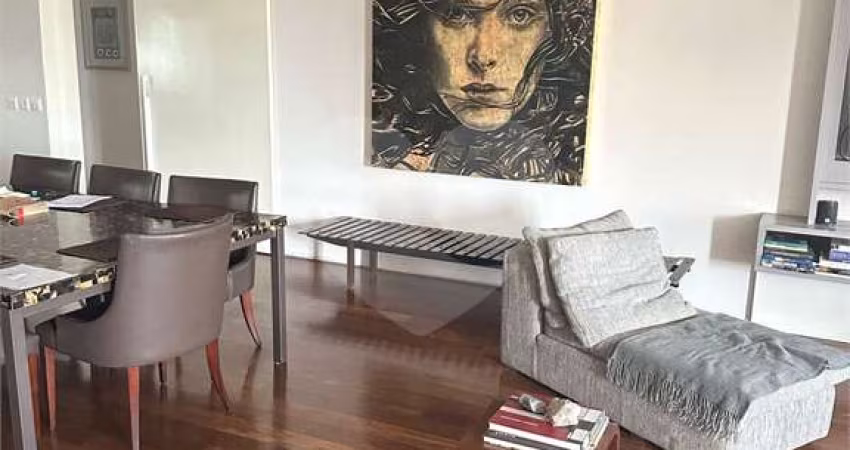 Apartamento-São Paulo-JARDIM EUROPA | Ref.: REO1078810