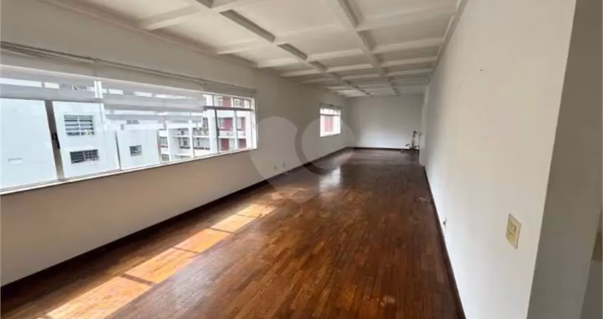 Apartamento com 3 quartos à venda na Rua Bela Cintra, --, Jardim Paulista, São Paulo