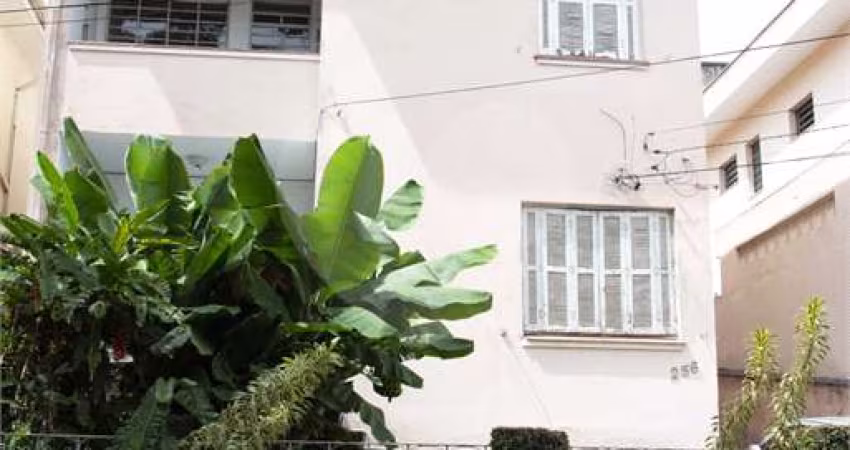 Sobrado com 4 Quartos na Vila Mariana | Próximo ao Metrô