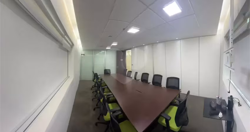 Sala comercial equipada no condomínio novamérica nas nações unidas! ao lado do metrô santo amaro!