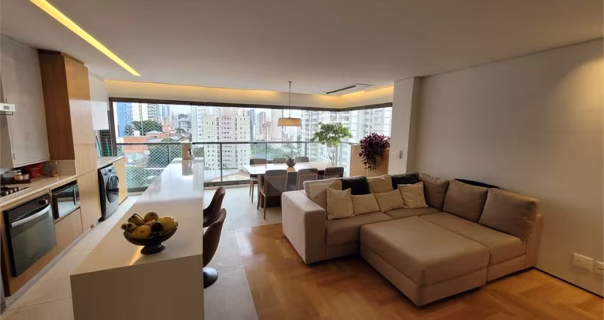 Apartamento à venda na Vila Mariana 85m², 2 suítes ,2 vagas - mobiliado.