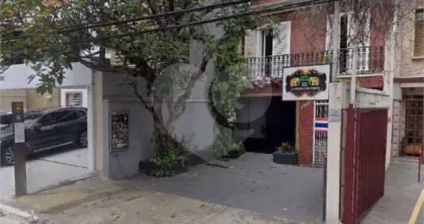 Casa à venda na Rua Abílio Soares, --, Paraíso, São Paulo
