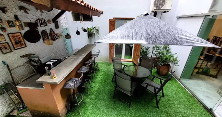 Garden com 270 metros úteis em Empreendimento Vintage Próximo ao Colégio Dante