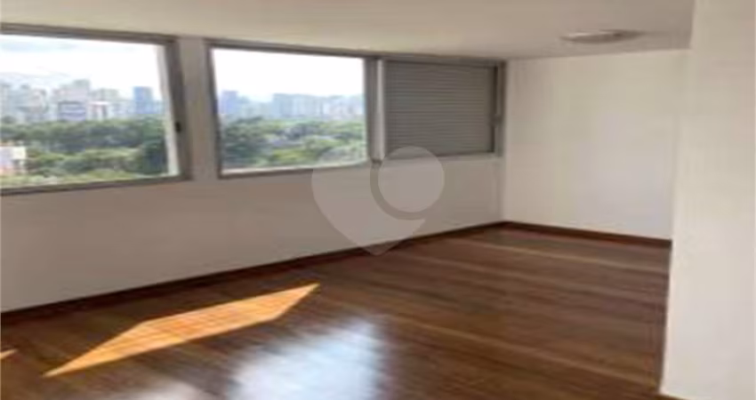 Apartamento na Vila Olímpia de 110 m² com 2 dormitórios, 1 suíte e 1 vaga