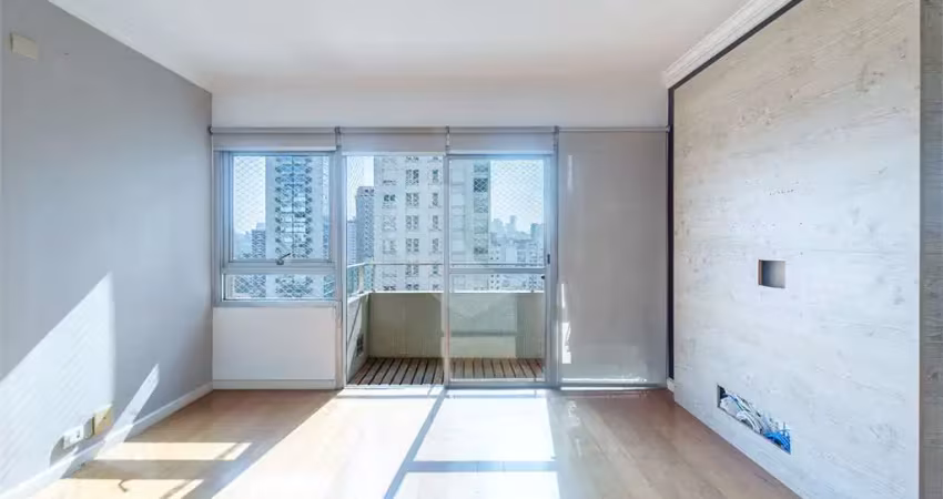 Oportunidade na vila olímpia! apartamento reformado a venda, novo, 2 dorms, suite, vaga, andar alto, varanda e com ótima localização