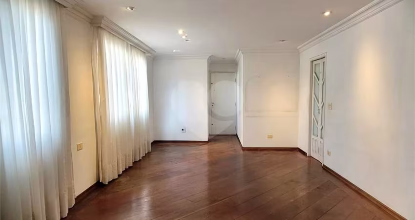 Apartamento Conservado com Lazer Próximo ao Metrô