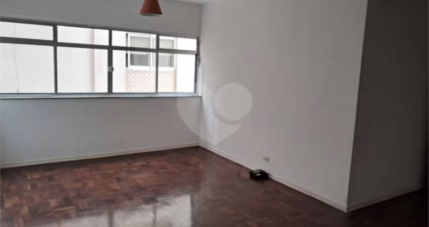 APARTAMENTO 02 QUARTOS, 01 VAGA - AO LADO METRÔ PARAISO