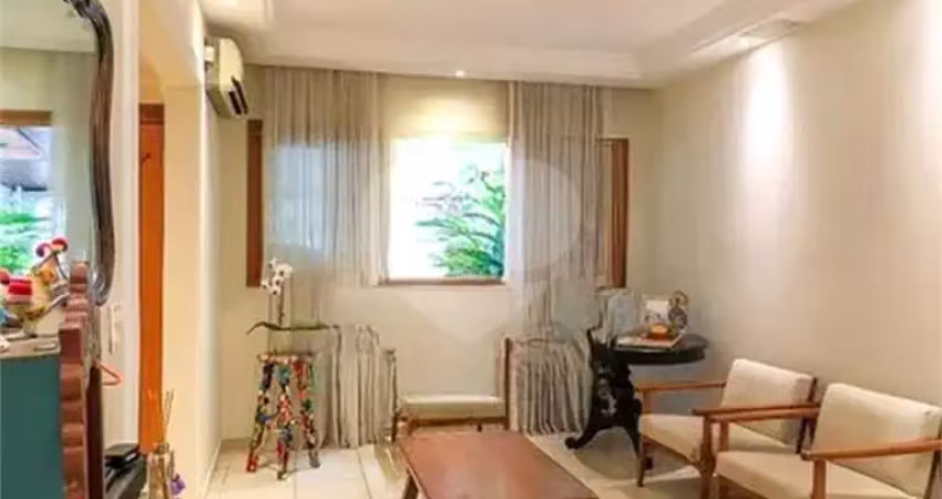 Casa com 3 quartos à venda na Rua Doutor Nelson Rodrigues, --, Chácara Santo Antônio, São Paulo