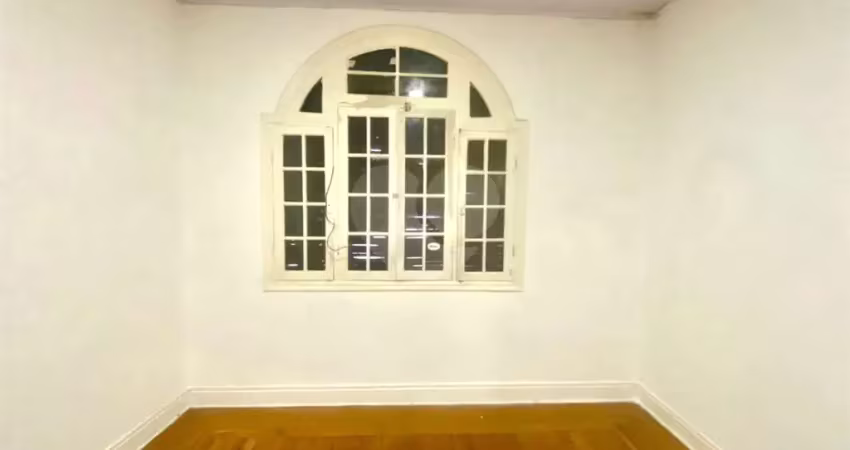 Casa com 6 quartos à venda na Rua Maria José, --, Bela Vista, São Paulo
