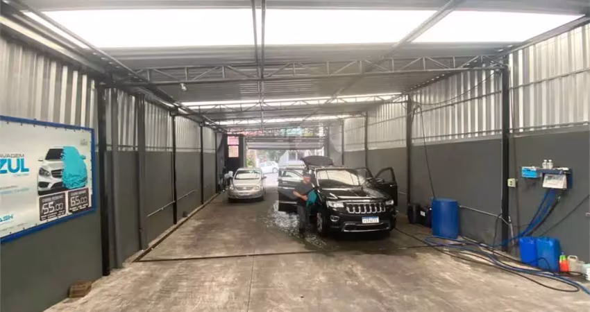 Barracão / Galpão / Depósito à venda na Rua Volta Redonda, --, Campo Belo, São Paulo