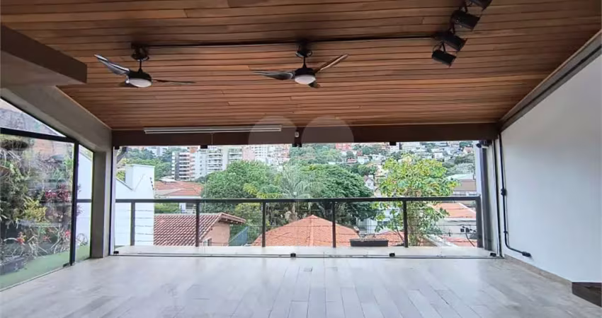 Casa-São Paulo-VILA MADALENA | Ref.: REO18986