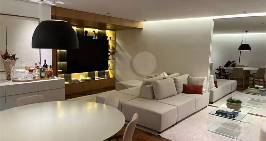 Apartamento com 2 quartos à venda na Rua Lisboa, --, Pinheiros, São Paulo