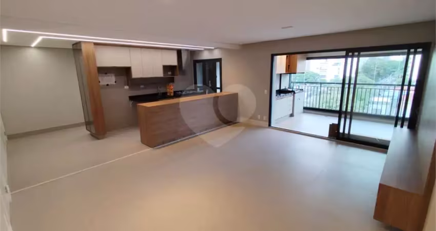 Campo Belo , 3 suítes , cozinha integrada , 2 vagas , lazer completo