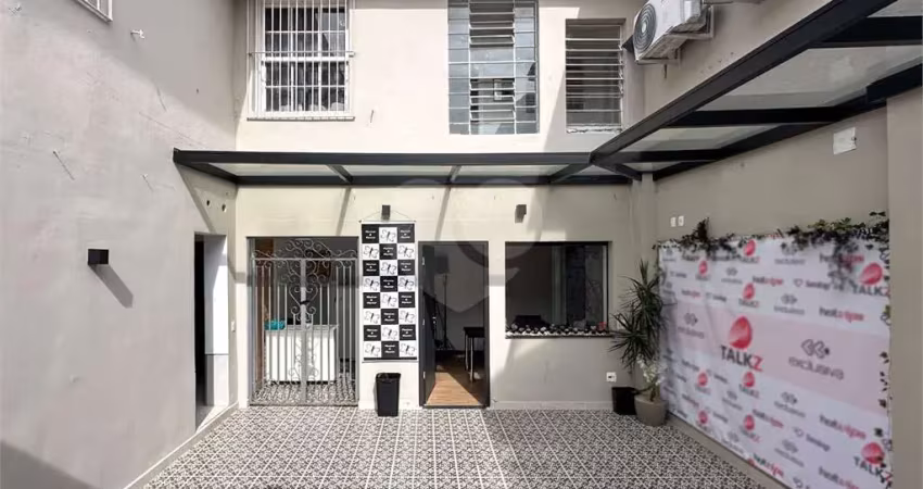 Sobrado comercial em pinheiros á venda - 4 salas, salão comercial, 3 vagas, 210 m2 útil, reformado.