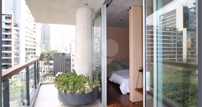 Apartamento á Venda Vila Nova Conceição - São Paulo SP - 1 dormitório, cozinha americana, varanda, mobiliado e Novo. 2 vagas e 70 m2 uteis.