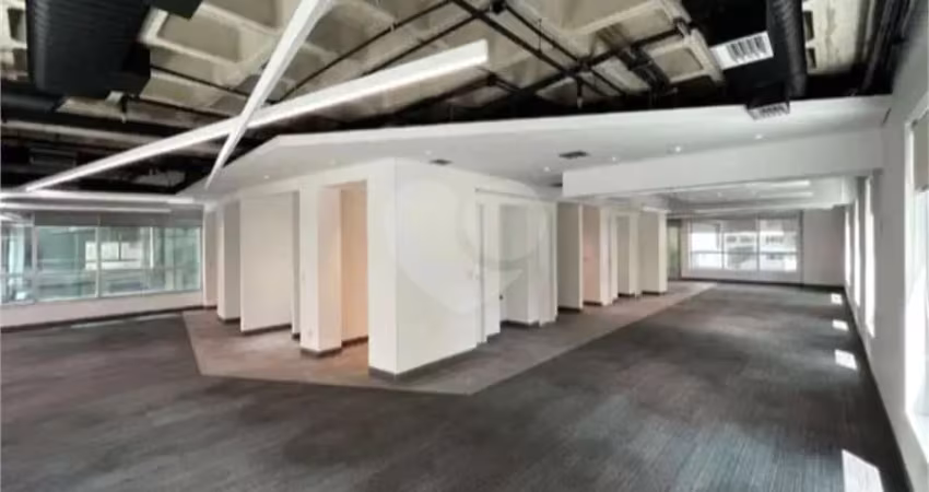 Laje comercial de 285 m2, 6 vagas, novo, pronto, na região da paulista.