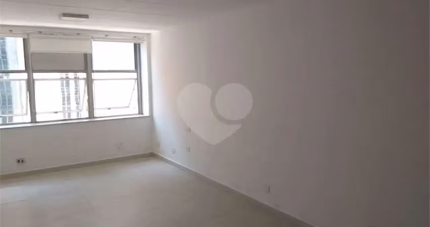 Conjunto comercial para venda e locação no paraiso de 60 metros quadrados com 2 vagas.