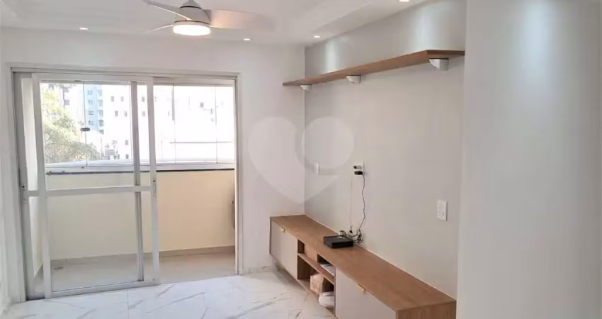 Apto 79m2 com  03 dormitórios, sendo 01 suite, 03 banheiros, 01 vaga - 550mts metro saúde
