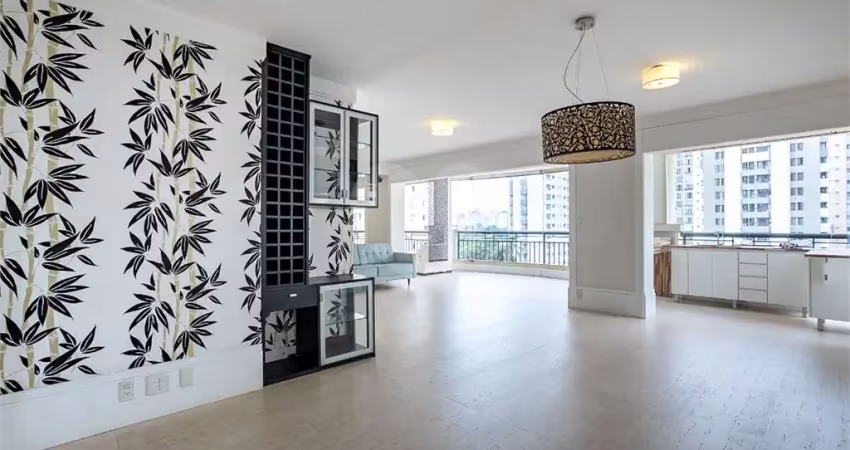 Apartamento a venda no brooklin, com 198 m², 4 dormitórios (2 suítes), sala ampliada, 3 vagas e depósito
