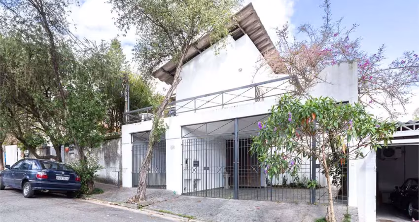 Casa de vila no morumbi com 3 dormitórios, 2 suítes