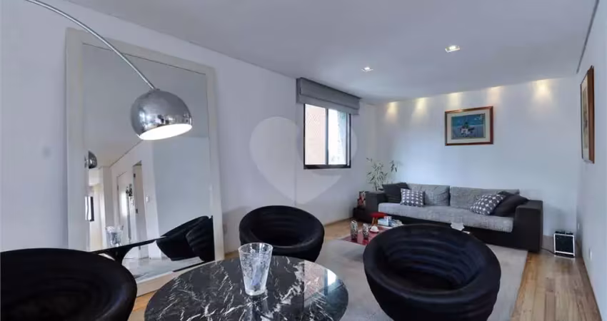 Apartamento com varanda, 4 quartos, sendo 3 suítes, 4 vagas, andar alto em higienópolis