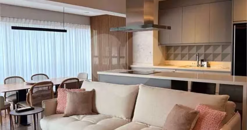 Apartamento todo reofrmado e mobiliado super bem localizado