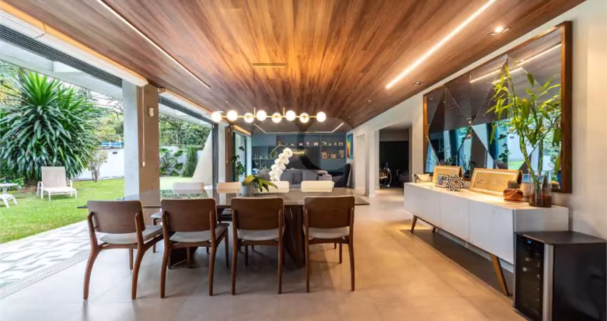 Casa com 5 quartos à venda na Rua Cristiano Viana, --, Jardim América, São Paulo