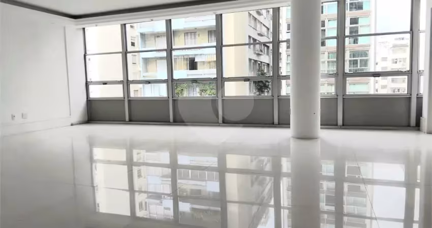 Higienópolis -   4 dormitórios -  3 suites  - 2 vagas -   333   m2   uteis - reformado -  ao lado do parque buenos aires