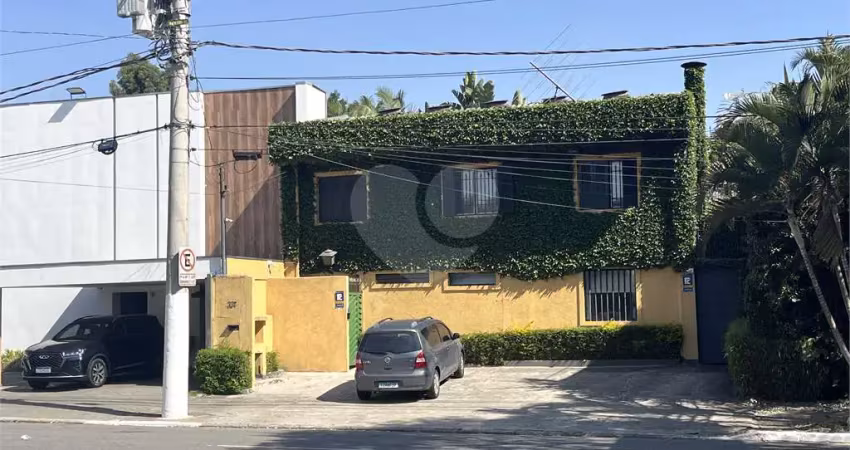 Casa comercial à venda na Avenida Antônio Joaquim de Moura Andrade, --, Vila Nova Conceição, São Paulo