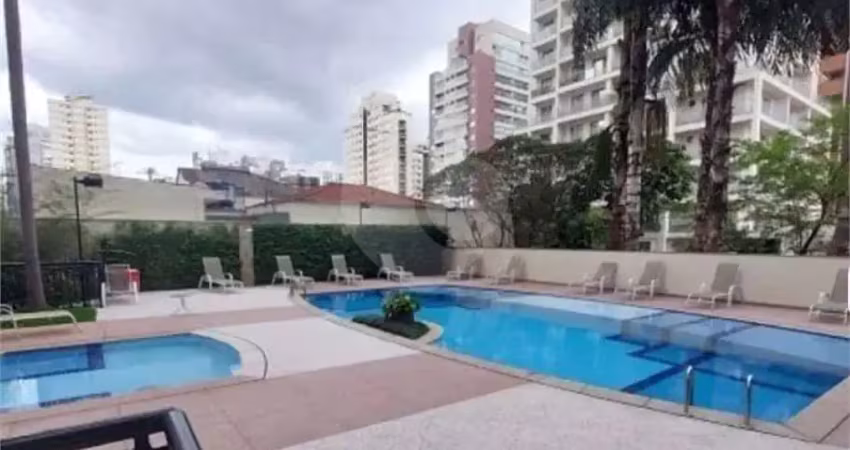 Apartamento com 4 quartos à venda na Avenida Jurema, --, Moema, São Paulo