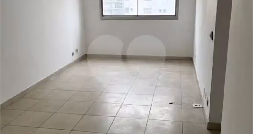 Apartamento com 3 quartos à venda na Avenida Iraí, --, Moema, São Paulo