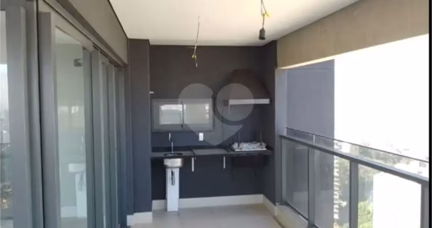 Próximo metro vila madalena, localização ponto forte.