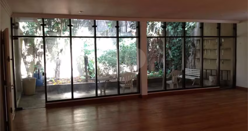 Casa comercial ou residencial com 3 suítes | campo belo – rua conde de porto alegre
