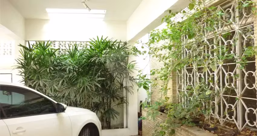 Casa à venda no planalto paulista – espaçosa, com 3 vagas e grande potencial