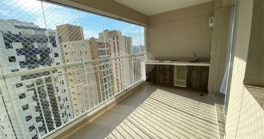 Apartamento a venda em andar alto e com vista livre!!!