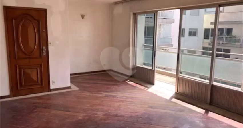 Cobertura para reformar em moema pássaros, fora da rota!