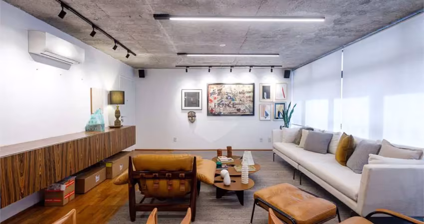 Jardim américa / reformado / 158m² / 2 dormitórios (1 suíte) /  home office / 1 vaga de garagem