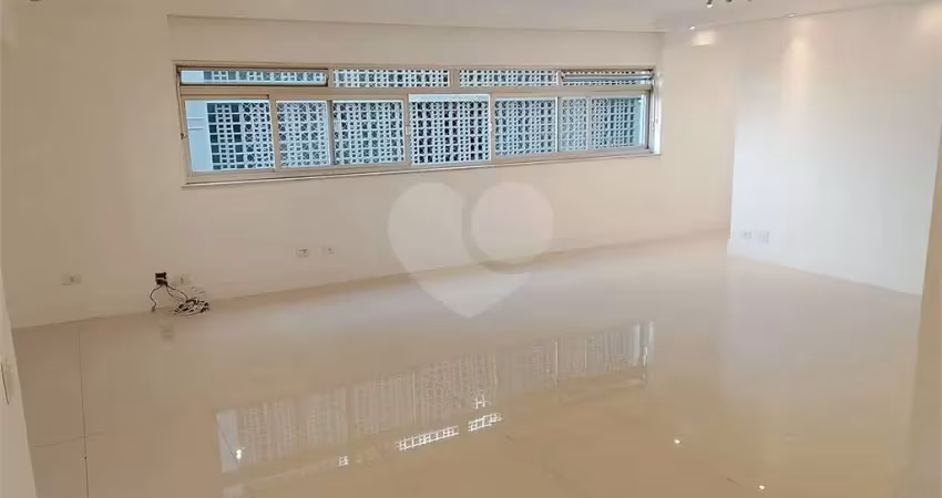 Apartamento com 3 quartos para alugar na Rua Bela Cintra, --, Bela Vista, São Paulo