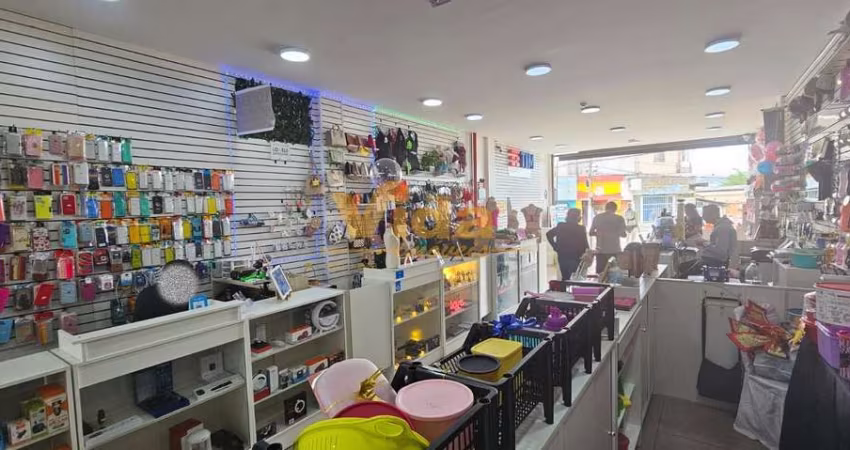 Salão Comercial em Padroeira - Osasco, SP