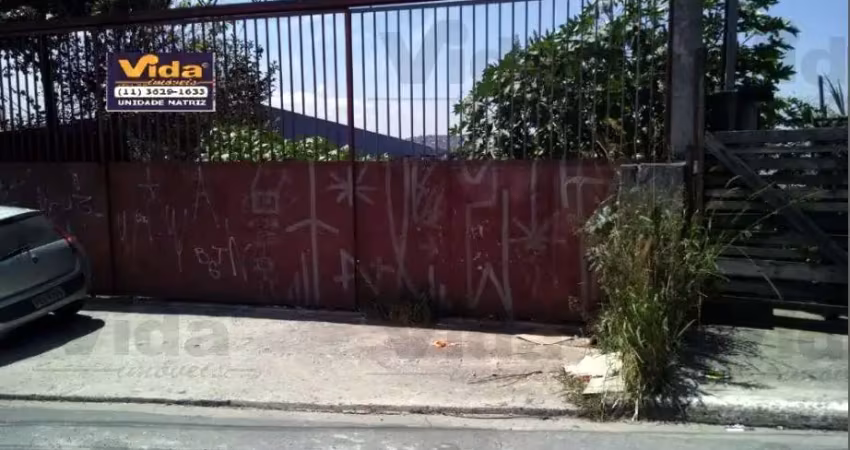 Chácara / sítio à venda no Parque Santa Teresa, Carapicuíba 