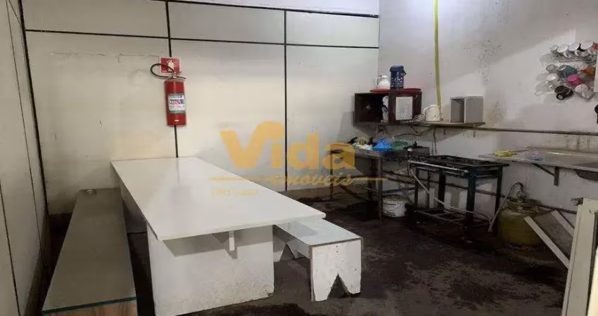 Barracão / Galpão / Depósito para alugar na Vila Sul Americana, Carapicuíba 