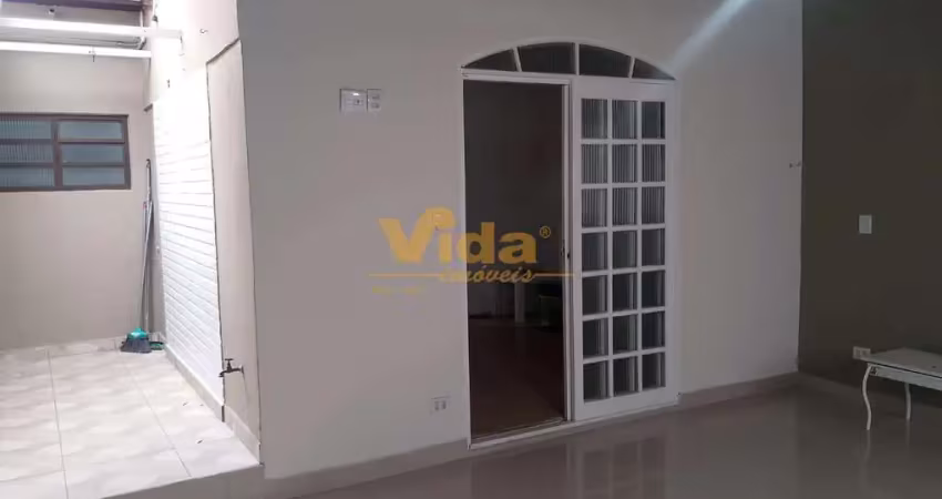 Casa com 3 quartos para alugar no Pestana, Osasco 