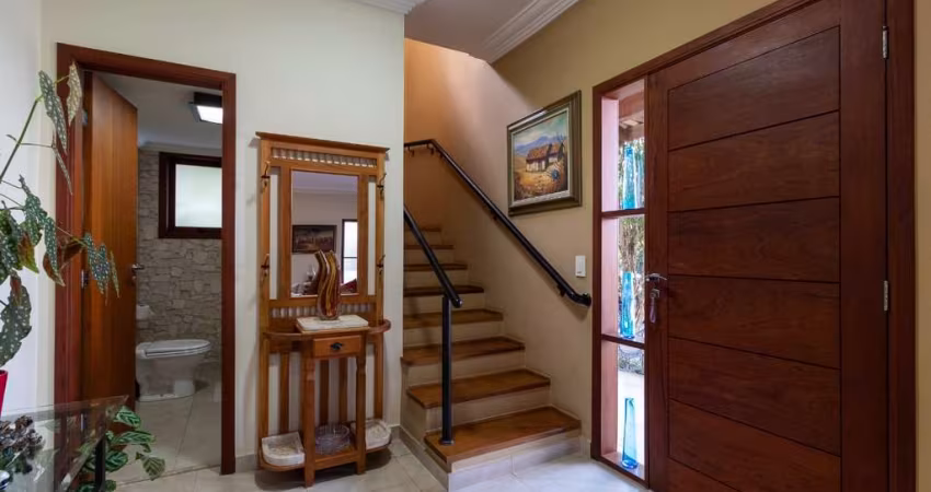 Casa em Condomínio em Granja Santa Maria - Carapicuíba SP