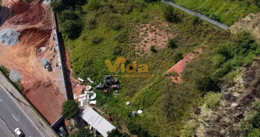Terreno à venda no Quitaúna, Osasco 